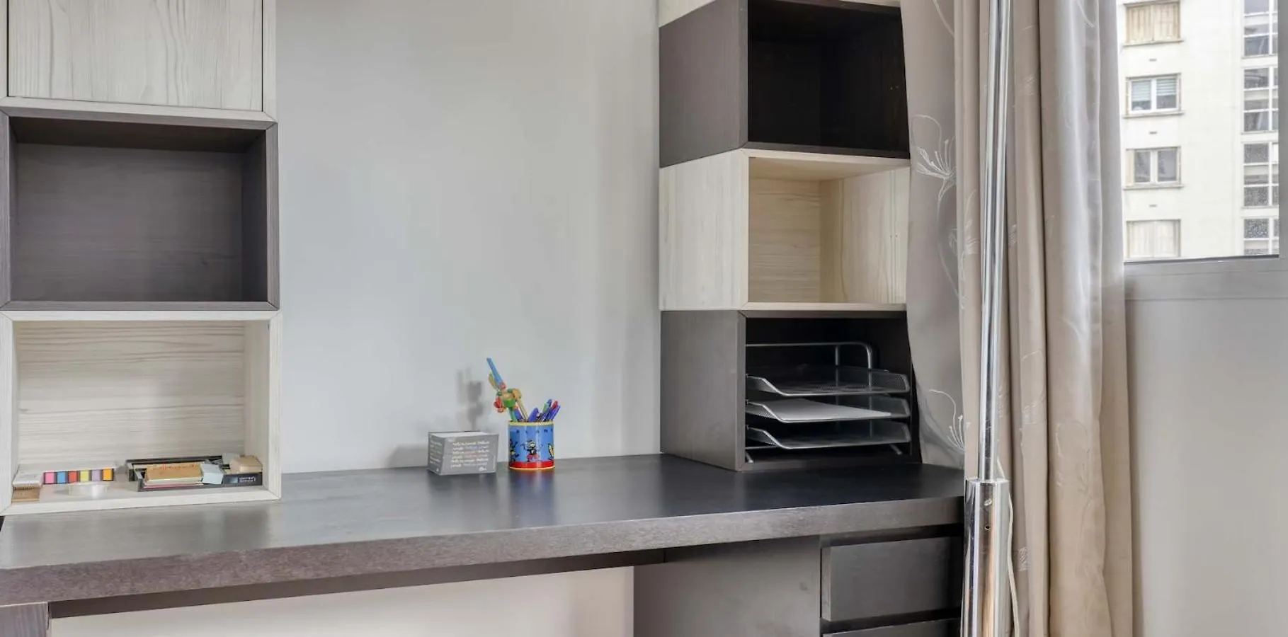Spacious Contemporary Flat In The 15Th - Mid-T Paris 0*,  France